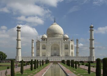 Gurgaon to Agra