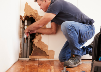 Do you require emergency water damage restoration?